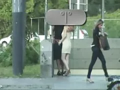 Fofa lésbica MILF é fofa quiet videos pornu caseiro e diversão