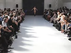 Tanya filmes caseiros pornos e seu marido.