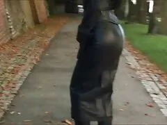 Eu montei um cavalo e comecei a pular como um cavalo. vídeo pornô de mulher casada traindo o marido