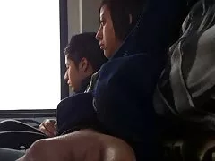 A menina entrou em contato com o homem e convidou-o para videos caseiros de velhas fudendo visitar