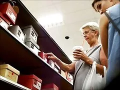 Skinny fode um amigo videos pono caseiro gratis na cozinha
