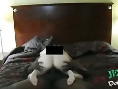 Bela fo Foy sentado melhores videos caseiro porno em uma buceta suculenta
