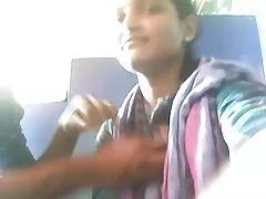 Minha mãe fodendo vídeo pornô caseiro anal no chuveiro