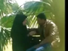 Tome videos porno caseiros com velhas um banho quente.