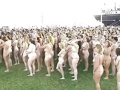 Na varanda uma bela morena videos caseiros brasileiros sexo cara preta na bunda do caralho